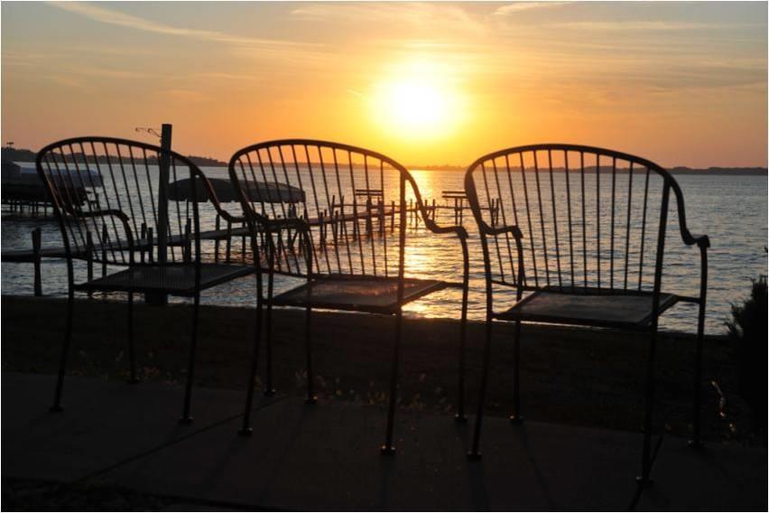 The South Shore Inn 클리어 레이크 시설 사진